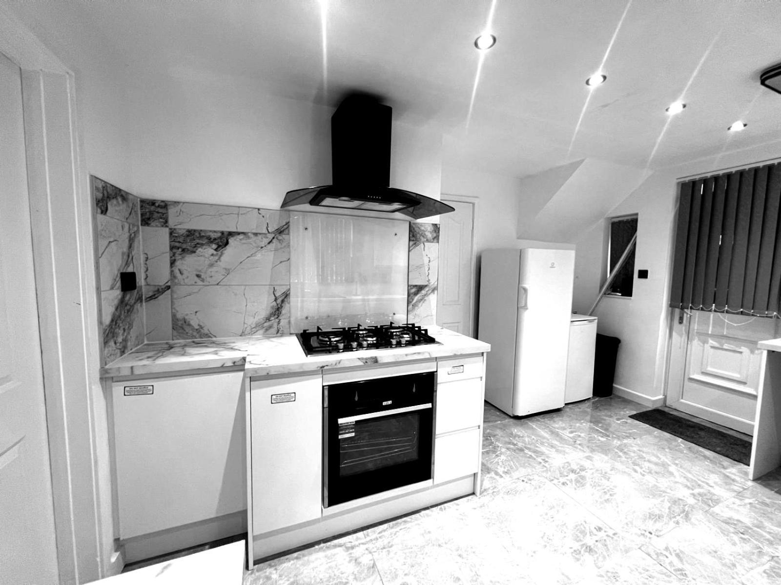 House Hundy Apartment Манчестър Екстериор снимка